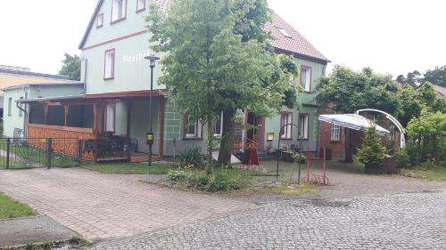www.fischerhuette-altfriesack.de