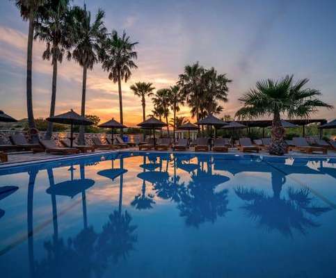 www.argiriresort.com