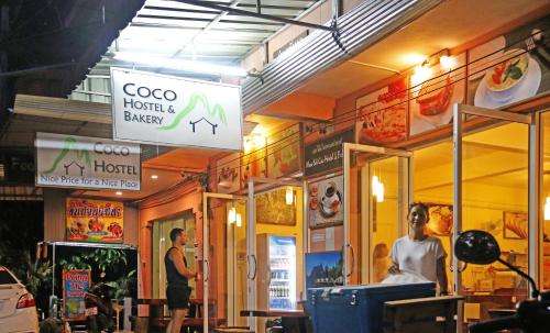 www.coco-khao-sok-hostel.com