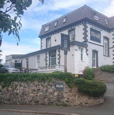 www.themenai.com
