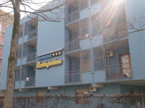 www.residenceparmigianino.it