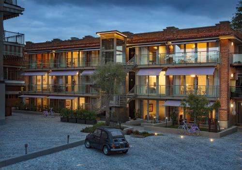 www.rivettosuites.it