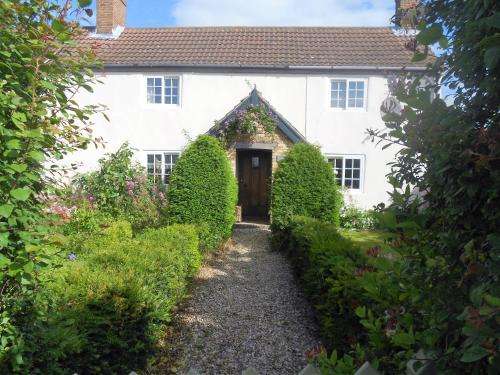www.villafarmcottage.co.uk