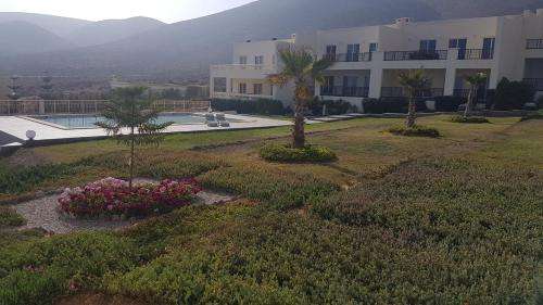 www.aglouparadisebeach.com
