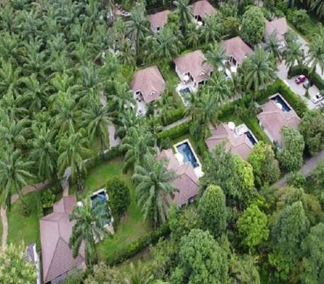 www.aliseapoolvillas.com