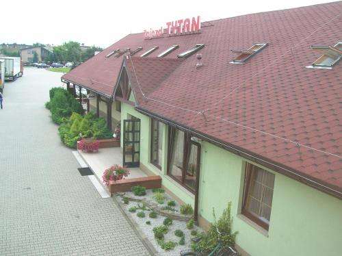 www.zajazdtytan.pl