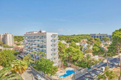 www.apartamentosben-hur.com