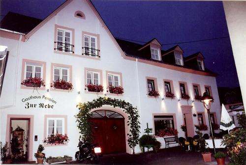 www.gasthaus-zur-rebe.de