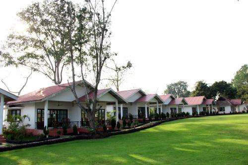 www.kazirangagolfresort.in