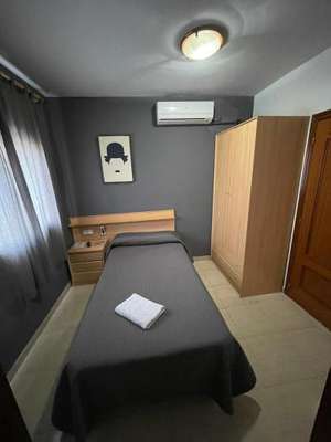 www.hostalesterrassa.es