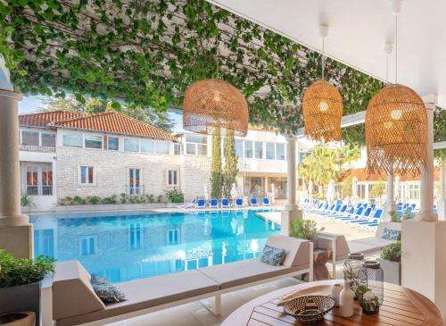 www.watermanresorts.com