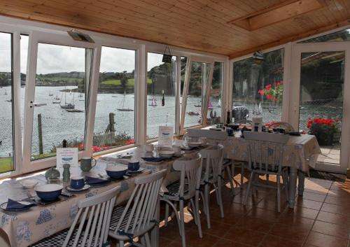 www.bayviewglandore.ie
