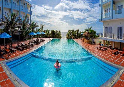 www.farosearesort.vn