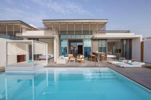www.nikkibeachhotels.com