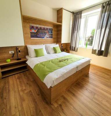 www.life-hostel-slovenia.com
