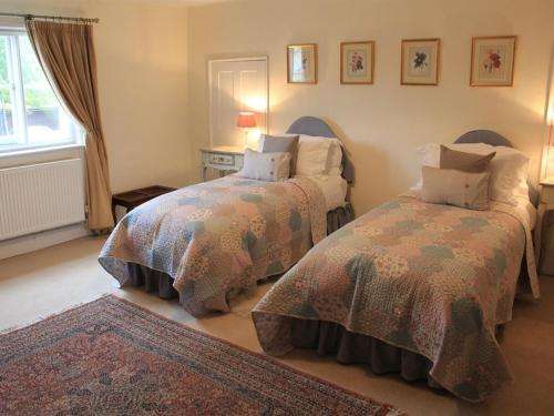 www.churchfarmhousebandb.com