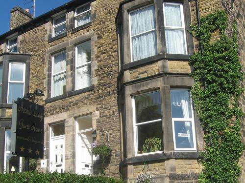 www.acomb-lodge.co.uk