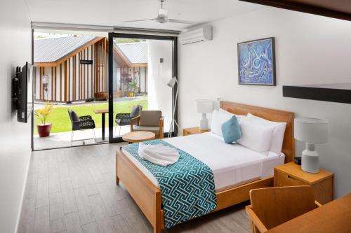 www.coral-sea-resort.com
