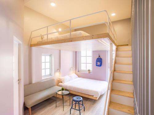 www.nornyaowarathotel.com