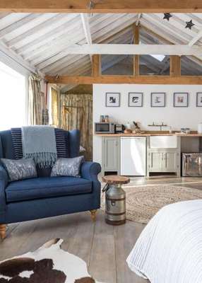 www.craftshillbarn.co.uk