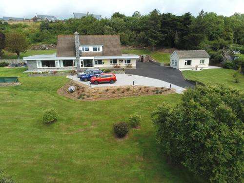 www.summerfieldlodgeyoughal.ie