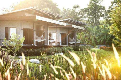 www.whiteknotkhaoyai.com
