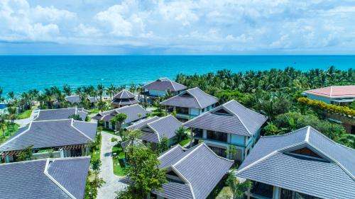 www.anjaresort.com