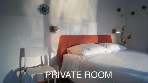 www.roomwithafew.com