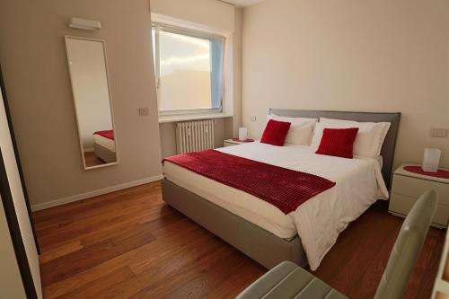 www.aparthotelisola.com