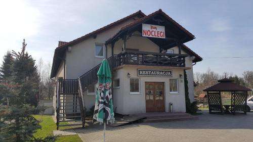 www.gosciniec-lancut.pl