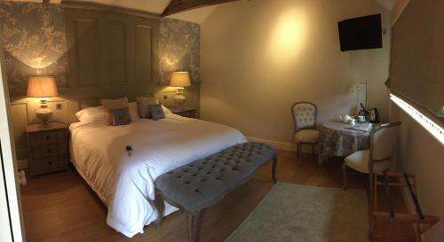www.hillfarmmassingham.com