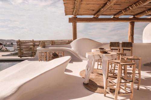 www.hostel-mykonos.com