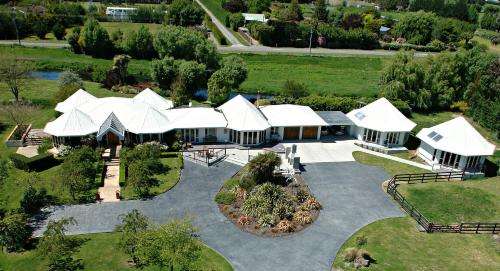 www.alpaca-farmstay.co.nz
