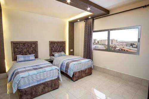 www.aqaba-hotels-jo.com