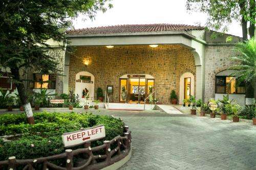 www.rasresorts.com