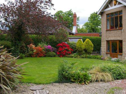 www.thegrange-normanton.co.uk