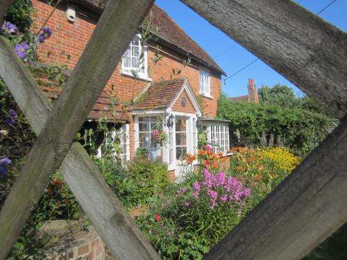 www.vine-cottage-bandb.co.uk