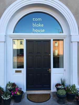 www.tomblakehouse.ie