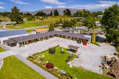 www.alpinemotelwanaka.co.nz