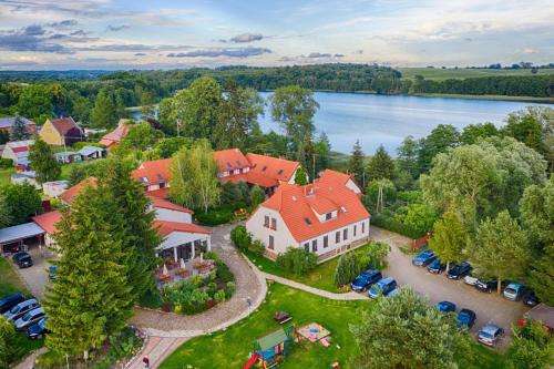 www.folwarknapolwyspie.pl