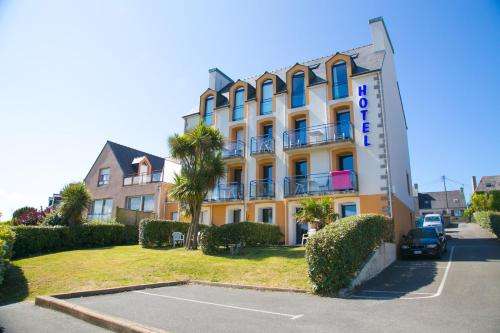 www.locations-camaret.fr