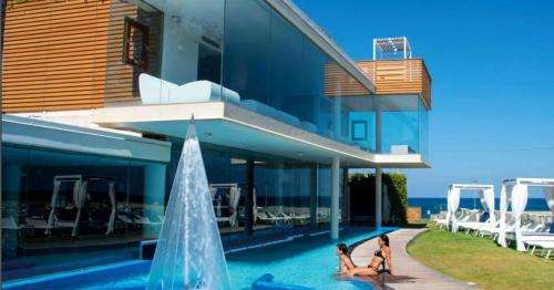www.approdothalassospa.com