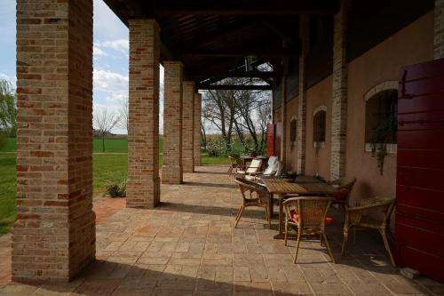 www.agriturismocalealta.it