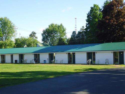 www.adirondackinn.com