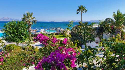 www.masticharibayhotel.com