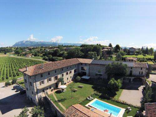 www.borgofloreani.it