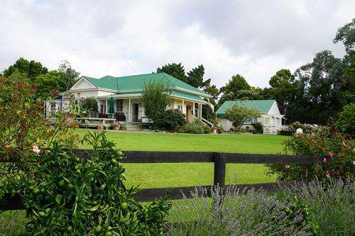 www.brookwoodlodge.co.nz