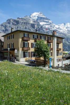 www.bellevuemuerren.ch