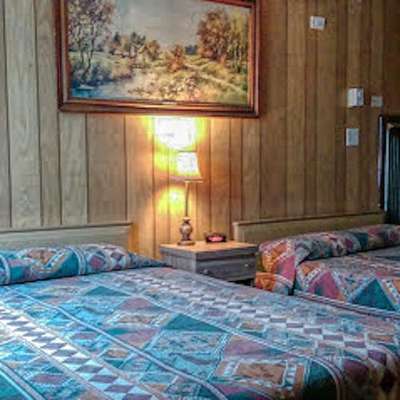 www.sageandsandmotel.com