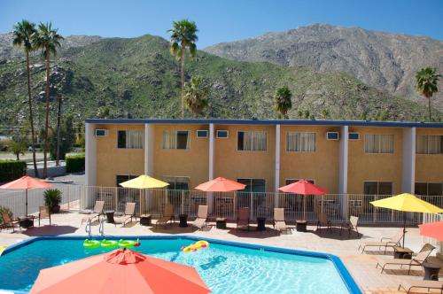 www.delosreyespalmsprings.info
